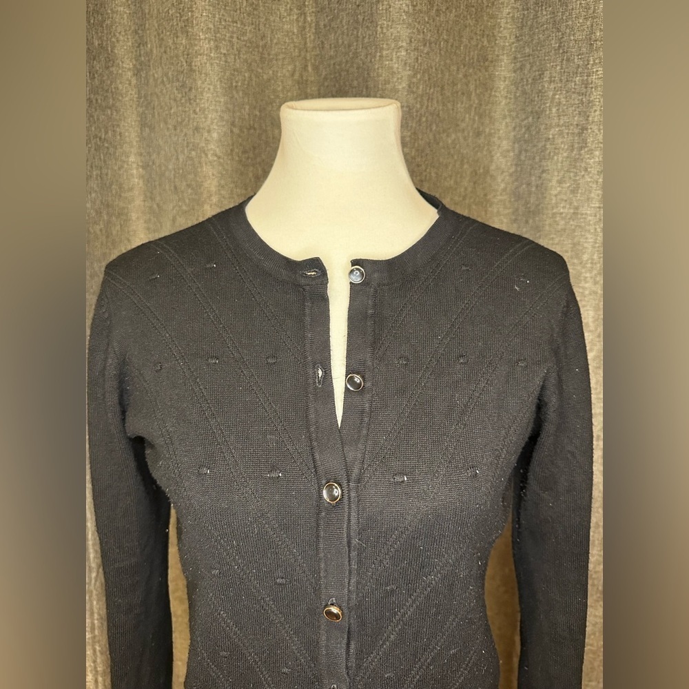 Elegant Black Button-Up Women's Cardigan - Picture 2 of 11